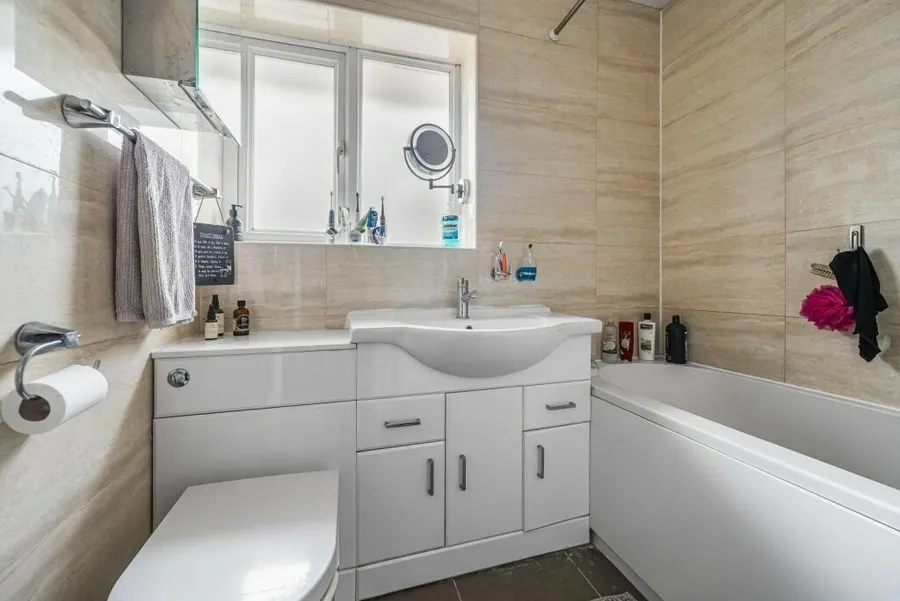 1717585737826-Bath -1.jpeg
